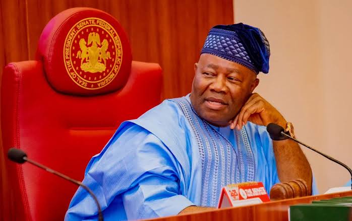 BREAKING: “Who is Your Nat’l Secretary?” – Akpabio Mocks PDP in Senate Plenary