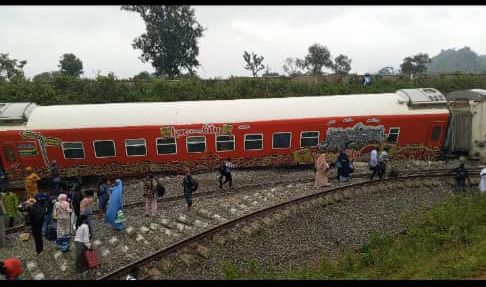 JUST IN: Six injured as Abuja–Kaduna train derails — NSIB