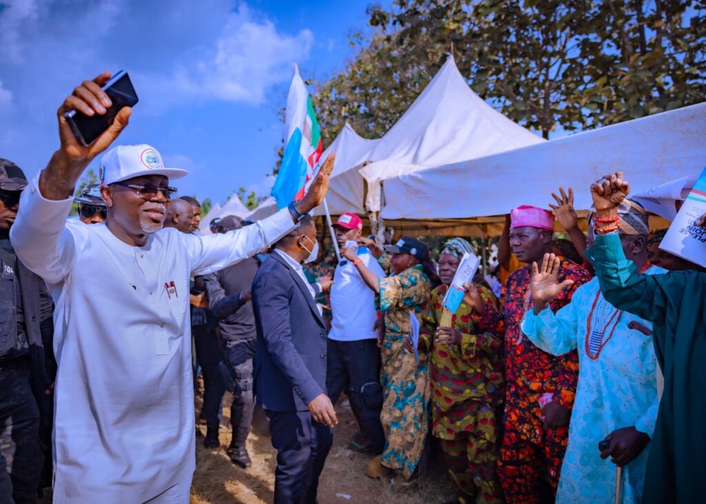 Aiyedatiwa In ‘Thank You’ Tour of LGs, Promises More Developmental Projects